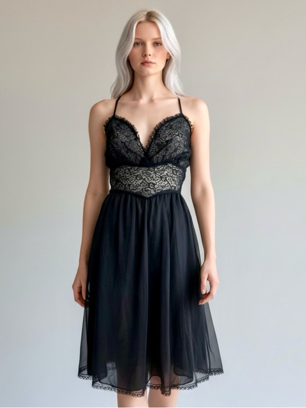 Vintage 60s Black Nylon Sweetheart Lace Bodice Négligée Sz Small